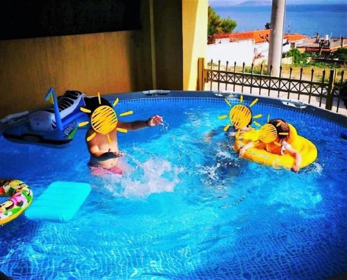 Villa "Eva" - Entire Beachfront Holiday Home - 4S Agia Marina  ภายนอก รูปภาพ